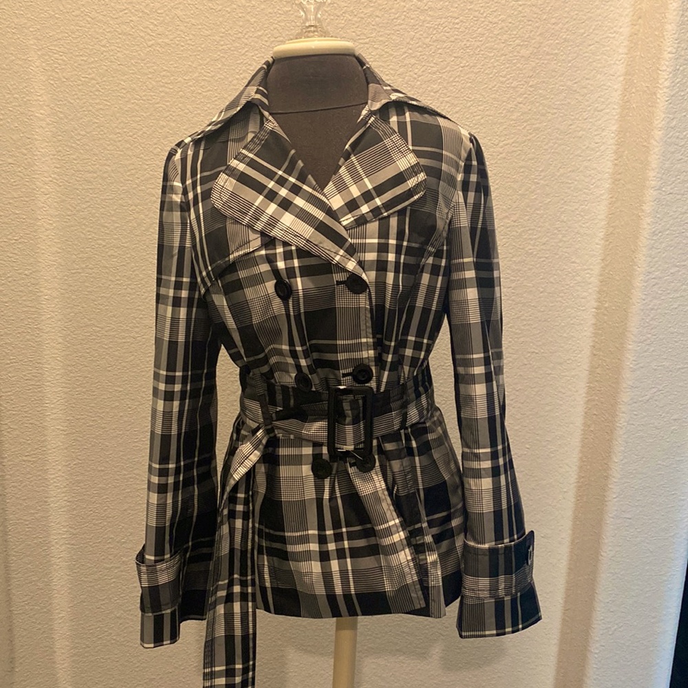 Light jacket‎ blazer black and white plaid